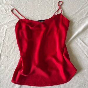Fab’rik Red Top Size Medium
Great condition